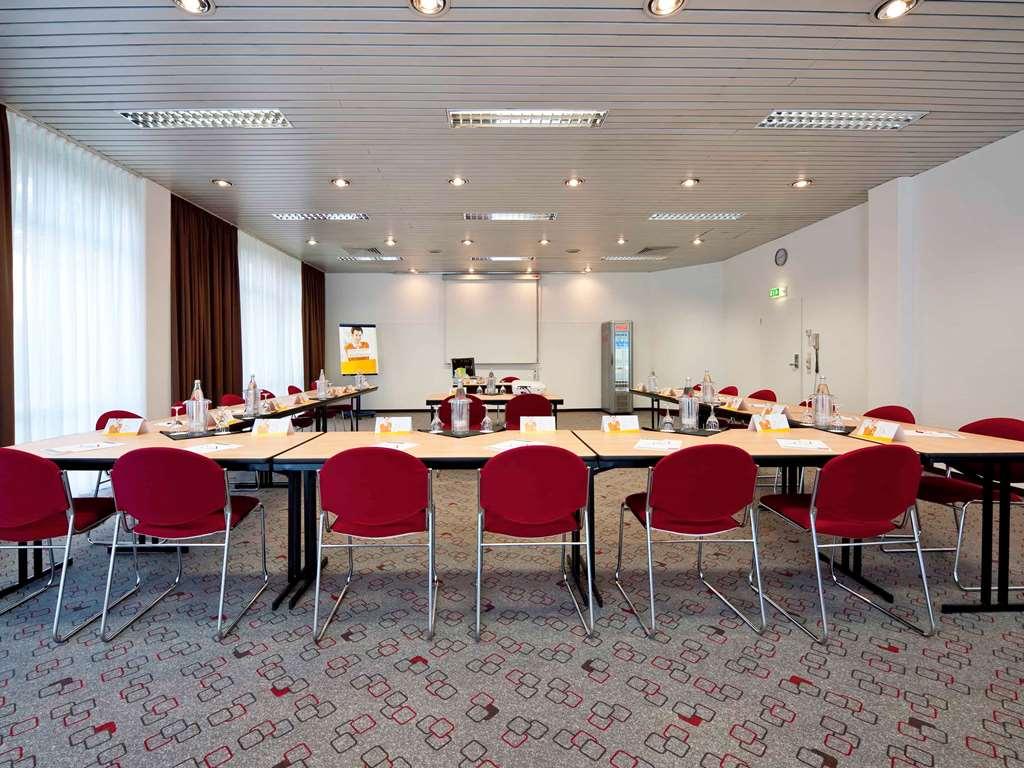 Ibis Regensburg Zentrum Ngoại thất bức ảnh